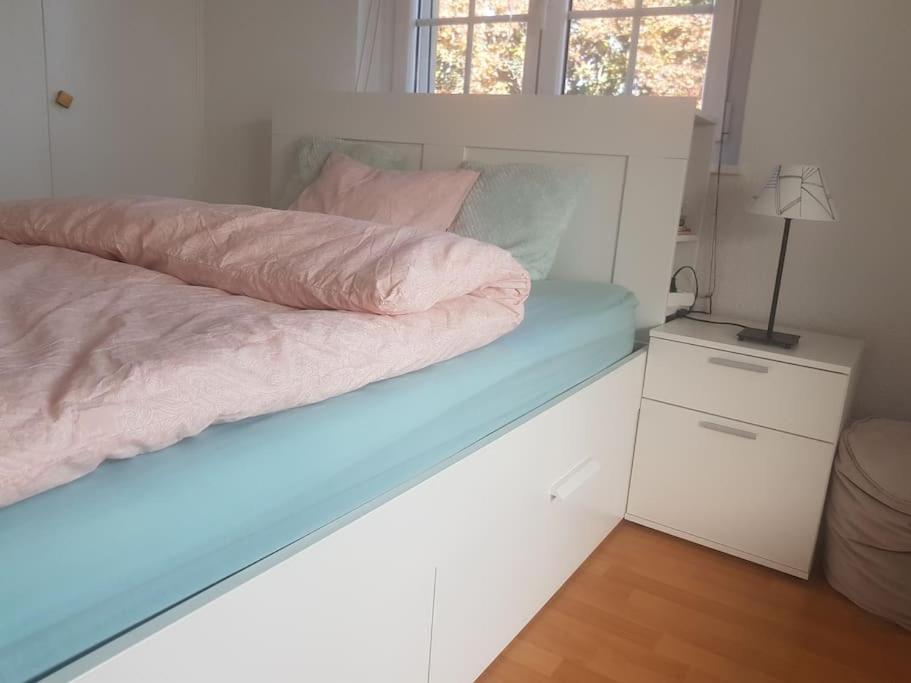 Cheerful Villa With Fireplace, Bath-Tub And Garden Noville Bagian luar foto