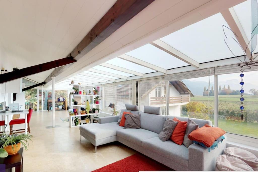 Cheerful Villa With Fireplace, Bath-Tub And Garden Noville Bagian luar foto